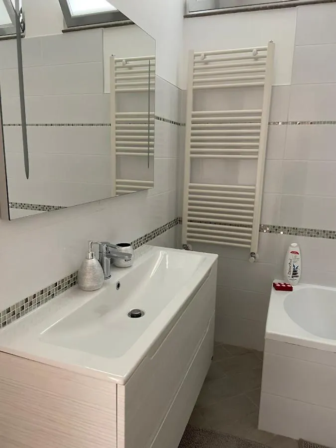 Bari Nalasia Beach Apartment